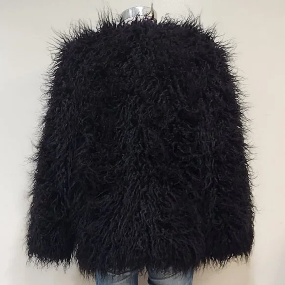 πUBER GORGE!πVTG 70s Vibe Boho Chic Black Faux Mongolian Lamb Fur Jacket - Picture 12 of 16